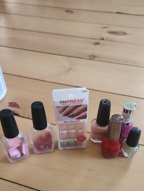 imPRESS Press-On Manicure And  Polish